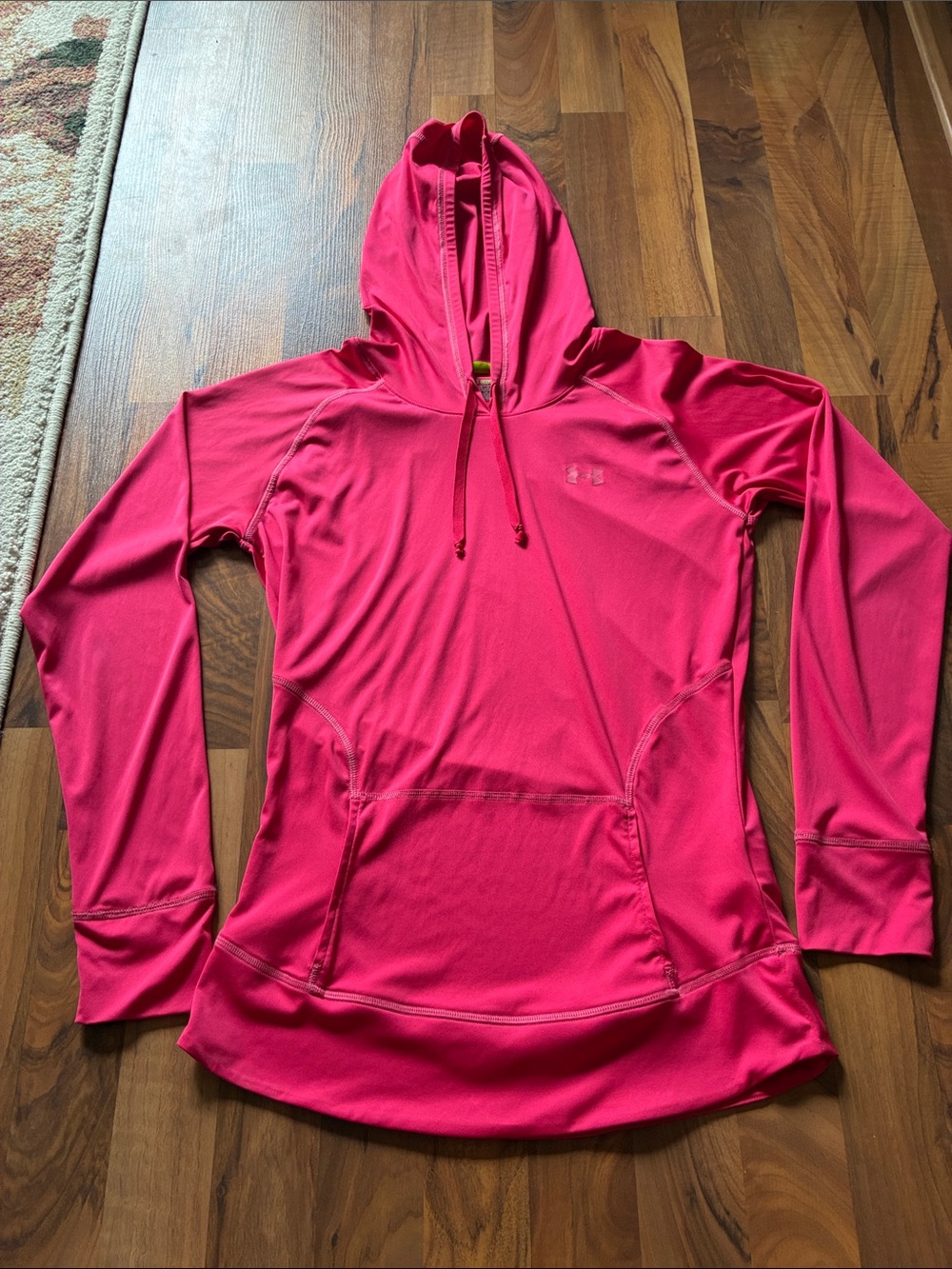 Under Armour Hot Pink Lightweight Hooded Performance Pullover